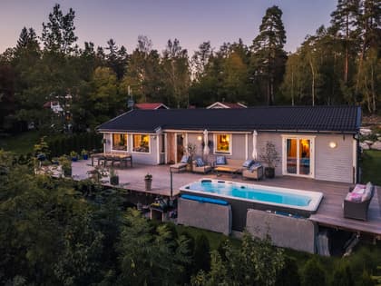 Adils väg 1, Skokloster