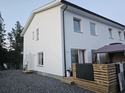 Milavägen 33B, Handen