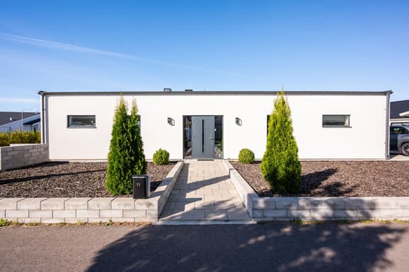 Hovdalagatan 11, Ängelholm