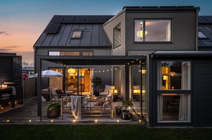 Nattljusgården 1B, Häljarp