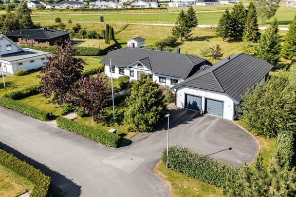 Gårdfarivägen 3, Skara