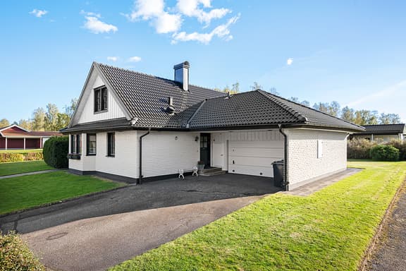 Nannas väg 1, Svenljunga