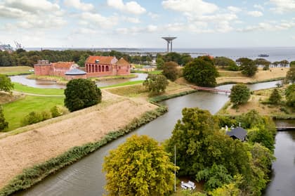 Kärleksstigen 28, Centrum