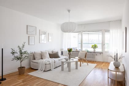 Hallakroken 8B, Sydkusten