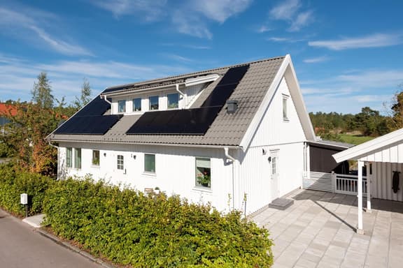 Avståndsvägen 1, Västerås