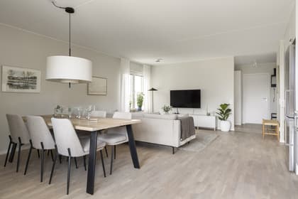 Soluppgången 20, Brunnshög