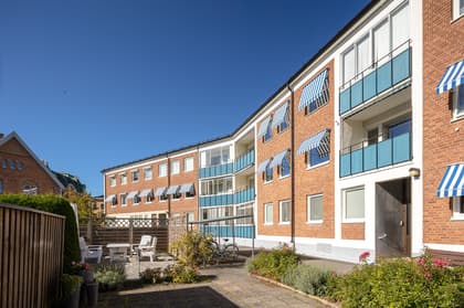 Djäknegatan 6, Centrum