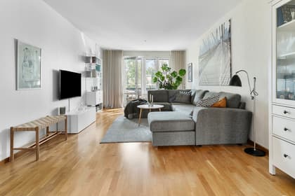 Gustav III:s Boulevard 65, Frösunda