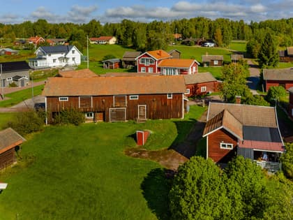 Björkbacksgatan 13, Färnäs