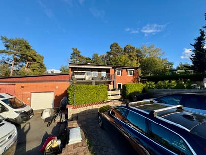 Vråkvägen 1, Bålsta