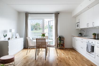 Spolebacken 2, Centrum