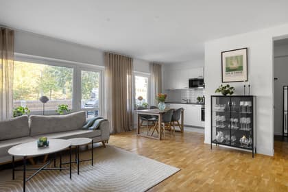 Eklundshovsvägen 25, Riksten