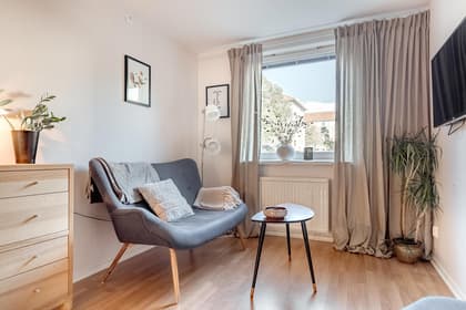 Tunagatan 32B, Tunabackar