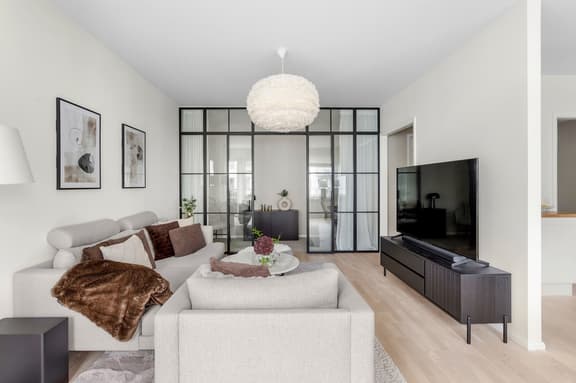 Gustav III:s Boulevard 93, Solna