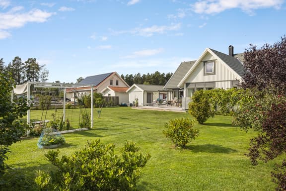 Torparvägen 15, Upplands-Bro