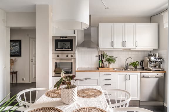 Radarvägen 12, Täby