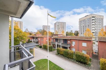 Loviselundsvägen 13, Hässelby Gård