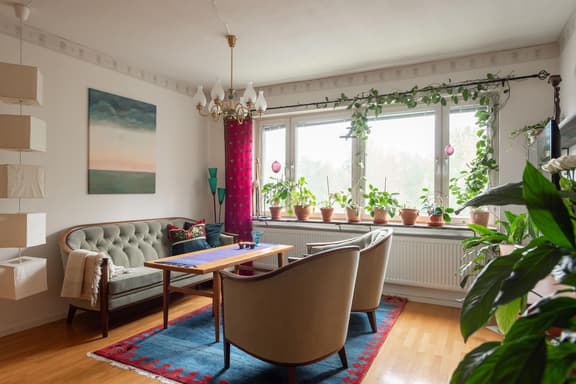 Morkullegatan 74, Västerås