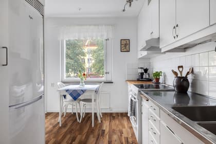 Väpnargatan 17B, Tunabackar