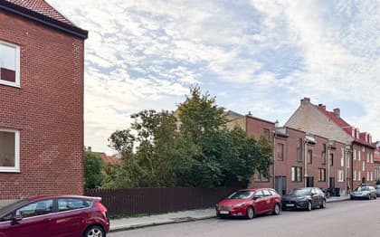 Vengatan 16, Centrum