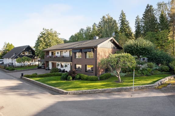 Kråksångsvägen 77, Linköping