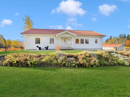 Kil Hörnbo 55B, Vänge