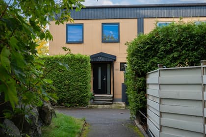 Kvarnbergsvägen 15B, Kvarnbergsplan