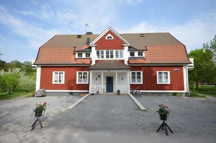 Magna Sunnerdahls väg 2, Upplands-Bro