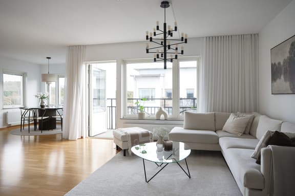 Astris gata 82, Göteborg