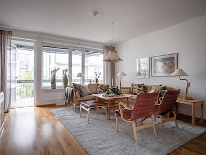 Enebytorg 1, Enebyberg