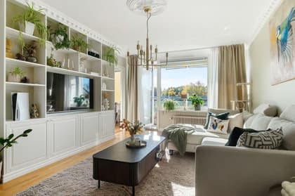 Minutgränd 13, Jakobsberg