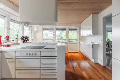 Vegavägen 28, Österskär