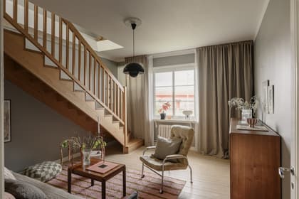 Gustavsplatsen 1L, Bagaregården