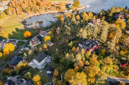 Angantyrvägen 11, Österskär