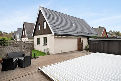 Ringdansvägen 10, Kungsängen