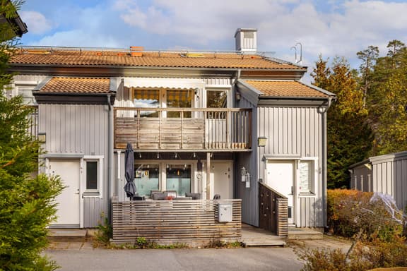 Vidablicksvägen 10, Tyresö