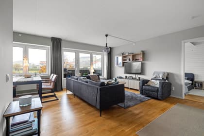 Hanvedens Allé 89, Riksten