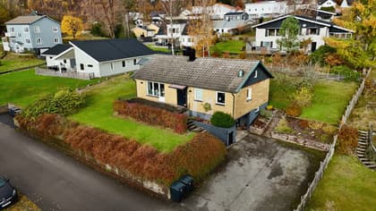 Stenlundavägen 8, Lundaskog