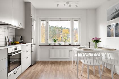 Byalagsvägen 26, Stuvsta