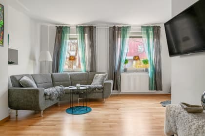 Lammholmsbacken 191, Gård