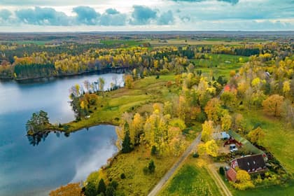 Ysby Lilla Bataholm 2, Laholm