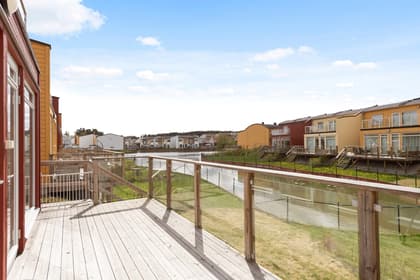 Norra Sjögatan 32, Glasberga