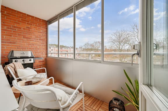 Herrgårdsvägen 37, Upplands Väsby