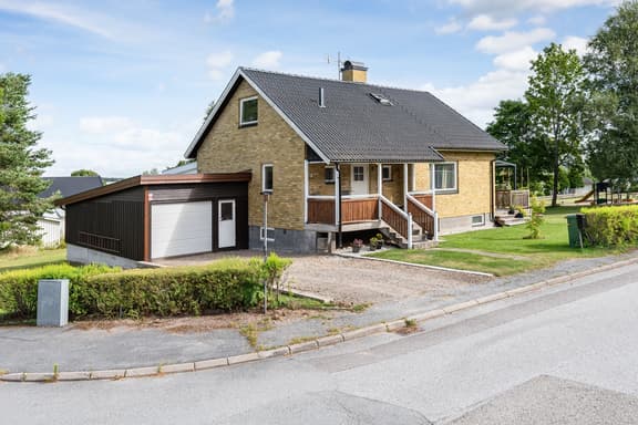 Prästgårdsvägen 21, Örebro