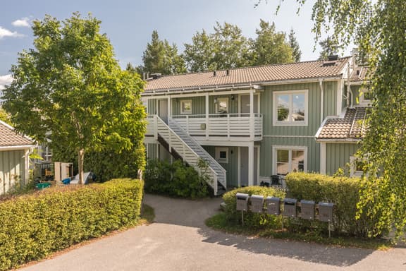 Jaktvägen 83, Upplands Väsby