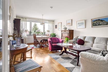 Sommarvägen 14, Centrum