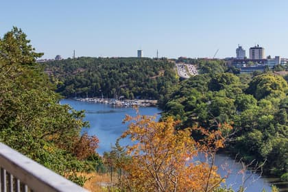 Henriksdalsringen 97, Henriksdalsberget