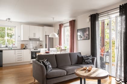 Ernst Jakobssons gata 10A, Stenkällan