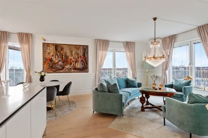 Ångbåtsgatan 2, Centrum