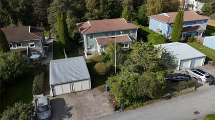 Träkolsgränd 8, Skarpäng